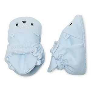 NWT Cute & Cozy Baby Boy Booties – Perfect for Tiny Toes (0-6 Months)